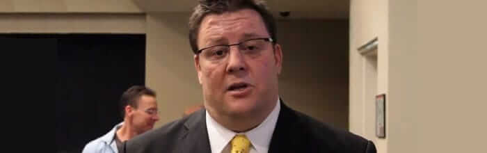 Glenn Lazarus, For Palmer United Party on Queanbeyan Business